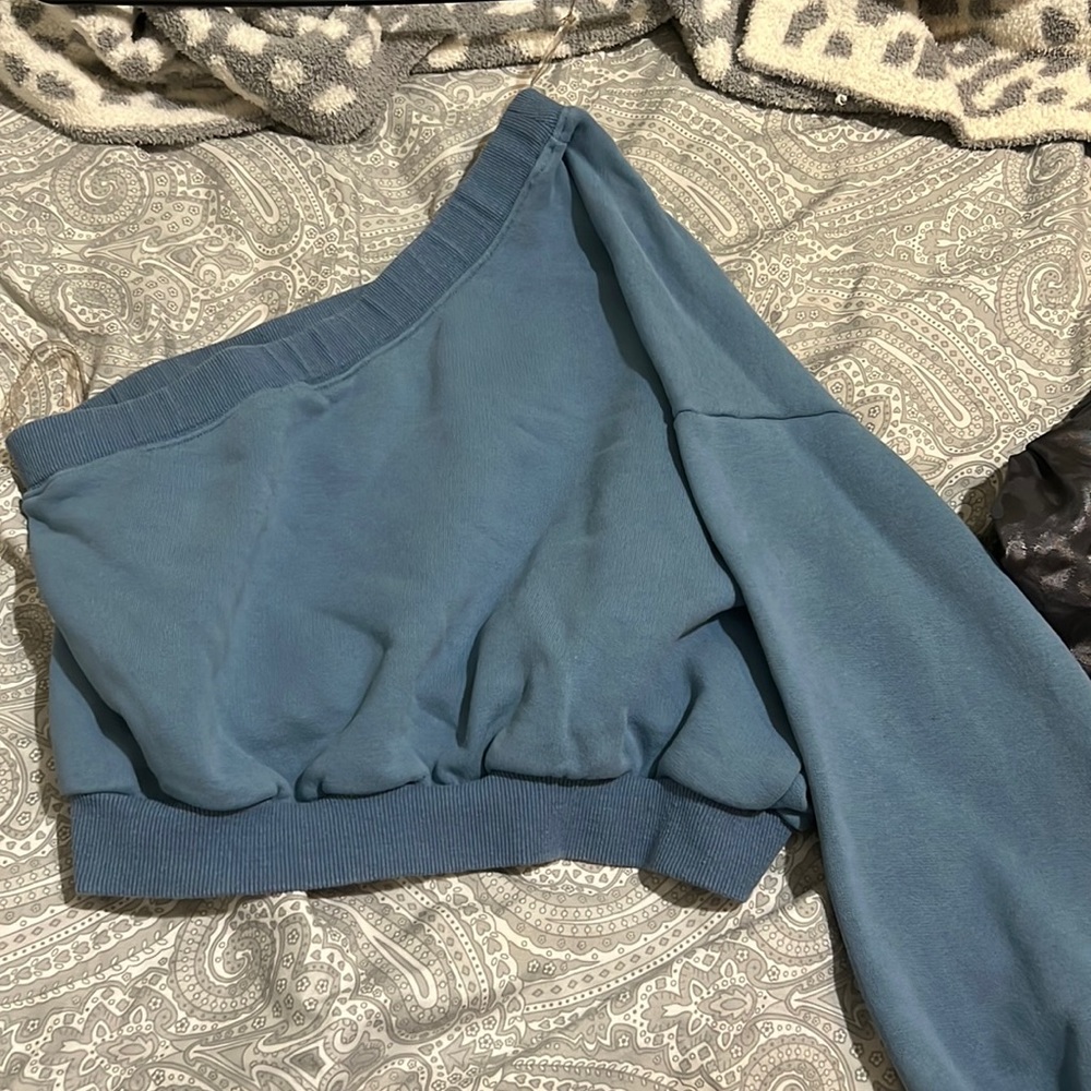 Long sleeve